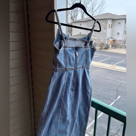 🆕Steve Madden Denim Midi Dress Size 2,4 Blue Jean Bodycon Slit Casual Chic Party - Picture 6 of 16